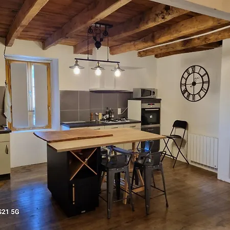 Petit Nid 아파트 Laroquebrou