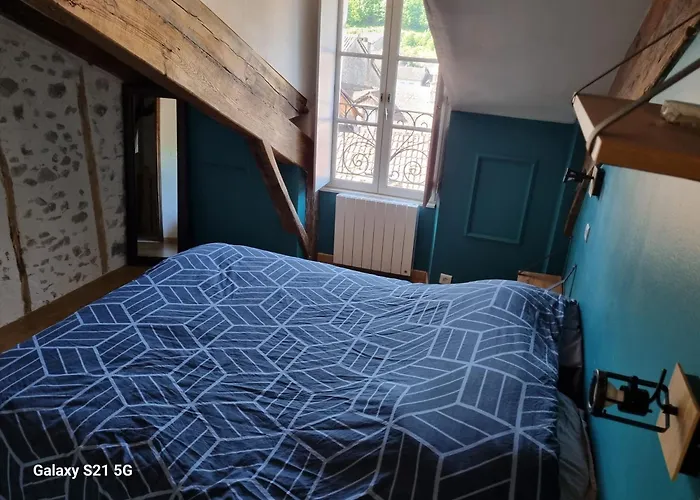 Petit Nid Apartment Laroquebrou